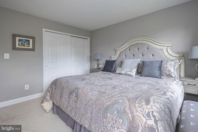 2062 SILVERWOOD DR, Newtown, PA 18940