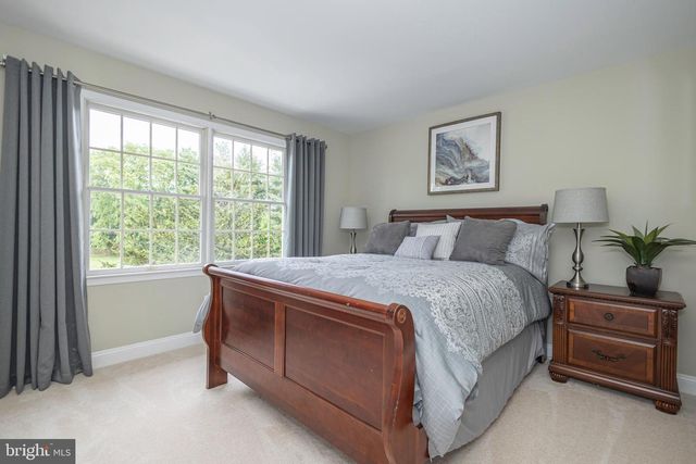 2062 SILVERWOOD DR, Newtown, PA 18940