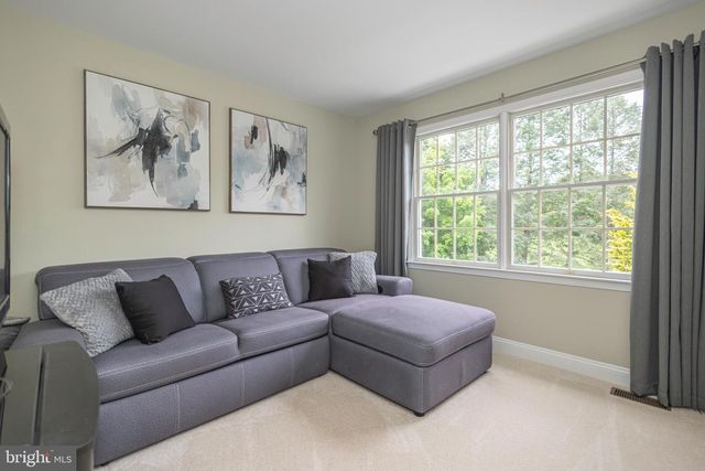 2062 SILVERWOOD DR, Newtown, PA 18940