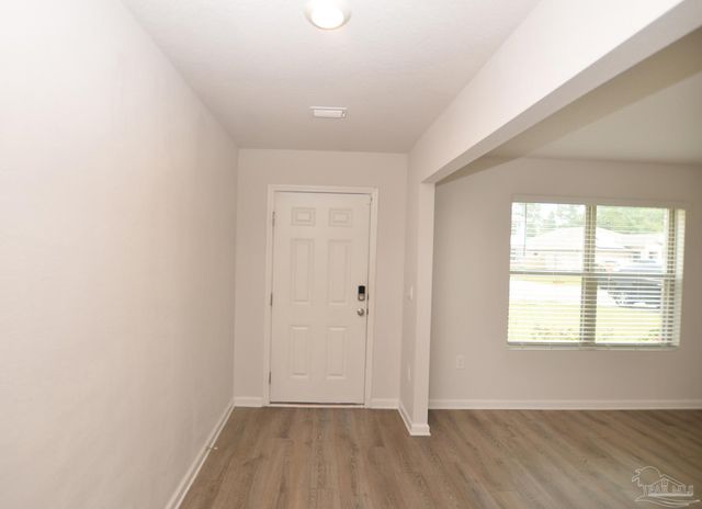 6359 Burrow Ln, Pensacola, FL 32526