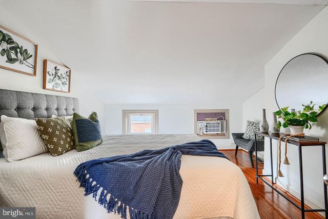 14 E HAMBURG ST, Baltimore, MD 21230