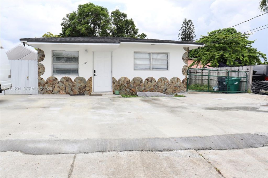 3144 NW 29th St 1, Miami, FL 33142