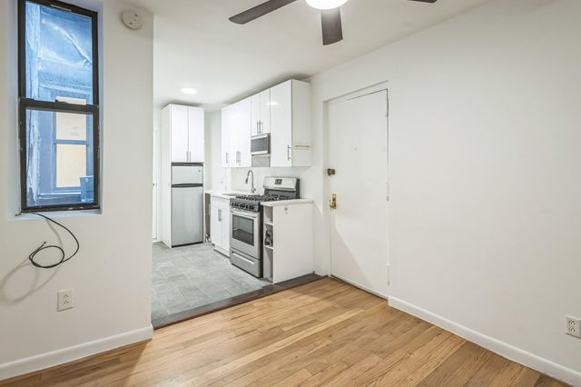 246 E 90th Street 3C, New York (manhattan), NY 10128
