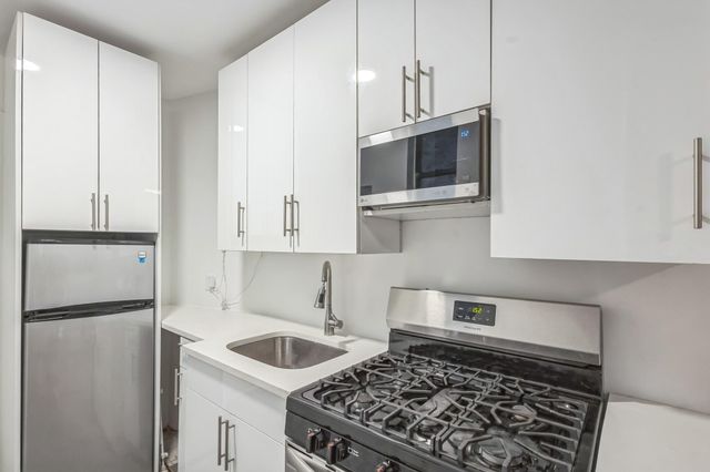 246 E 90th Street 3C, New York (manhattan), NY 10128