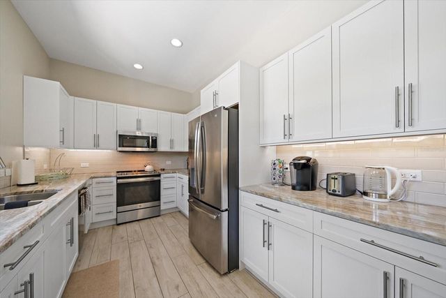 1905 TULIP DRIVE, Sarasota, FL 34239