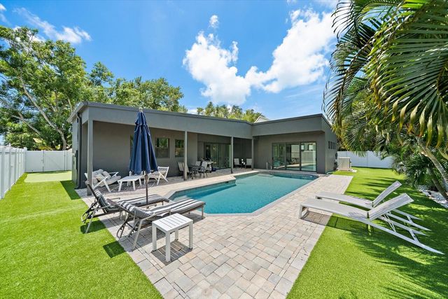 1905 TULIP DRIVE, Sarasota, FL 34239
