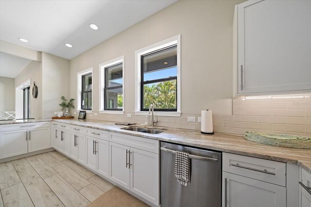 1905 TULIP DRIVE, Sarasota, FL 34239