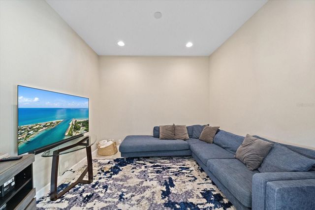 1905 TULIP DRIVE, Sarasota, FL 34239