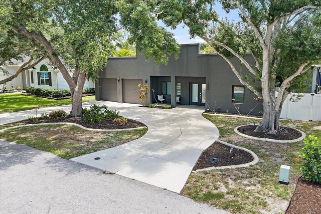 1905 TULIP DRIVE, Sarasota, FL 34239