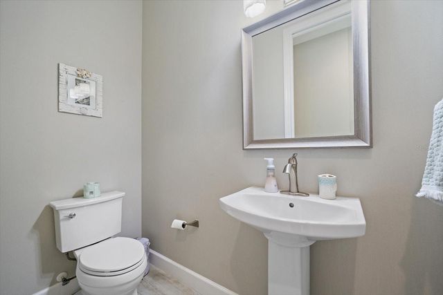 1905 TULIP DRIVE, Sarasota, FL 34239