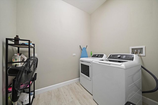 1905 TULIP DRIVE, Sarasota, FL 34239