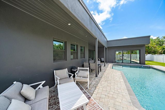 1905 TULIP DRIVE, Sarasota, FL 34239
