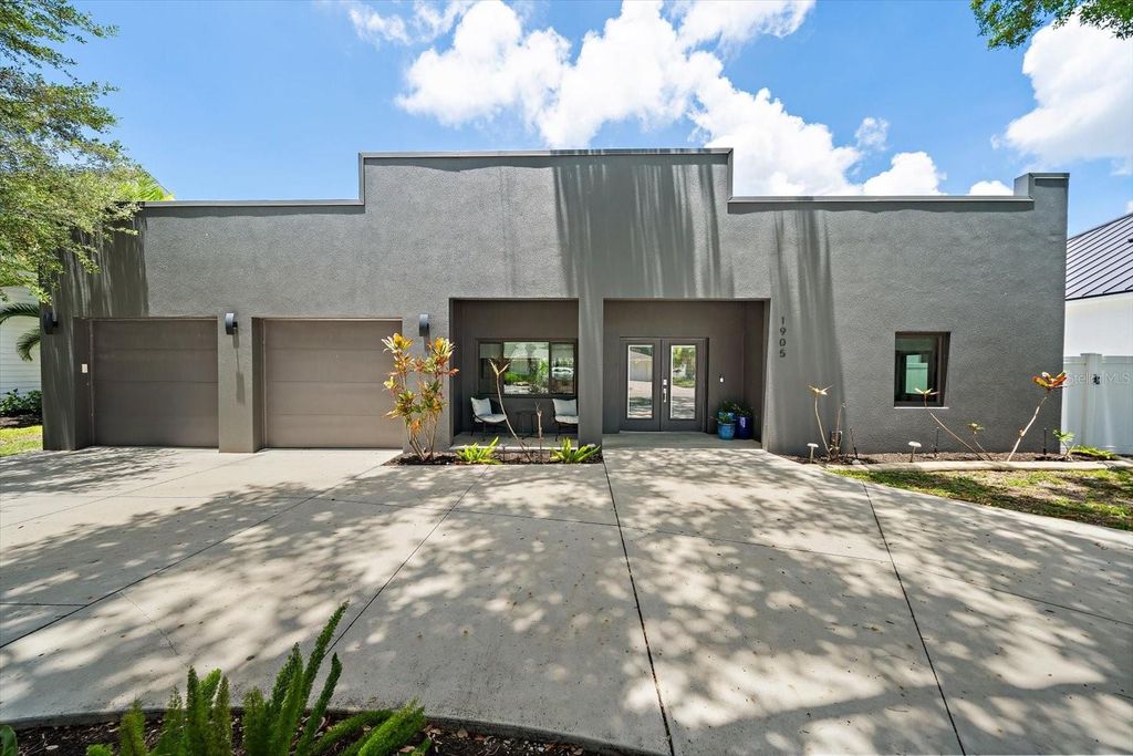 1905 TULIP DRIVE, Sarasota, FL 34239
