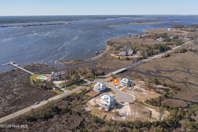 105 Mistiflower Court, Wilmington, NC 28412