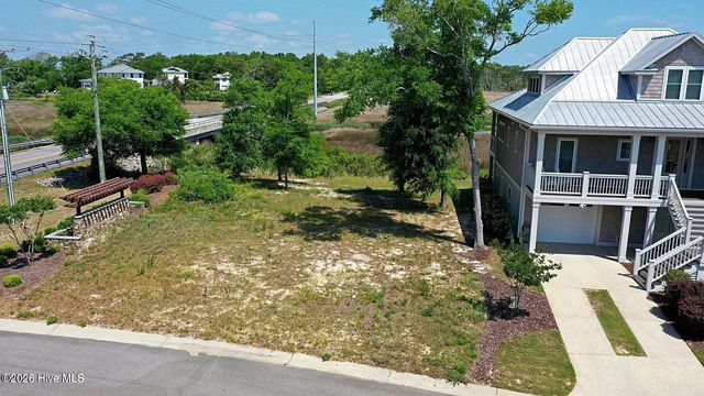 105 Mistiflower Court, Wilmington, NC 28412