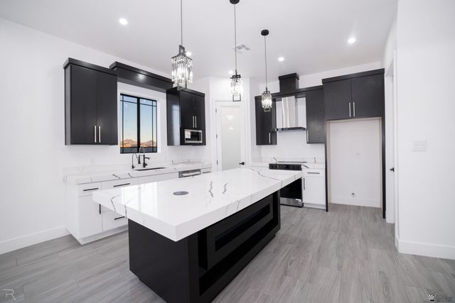 10660 E 45 PL, Yuma, AZ 85367