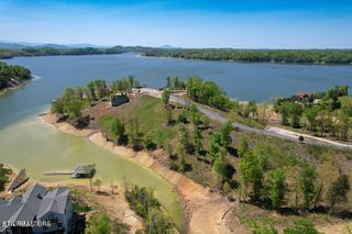 Stone Harbor Drive, Dandridge, TN 37725