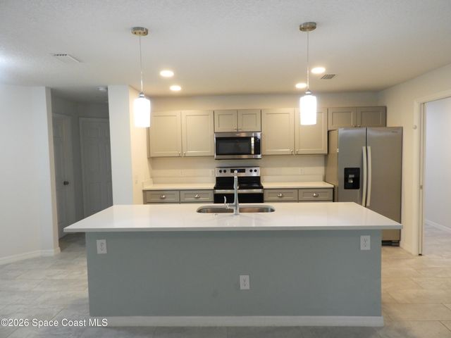 1530 Paley Circle SE, Palm Bay, FL 32909