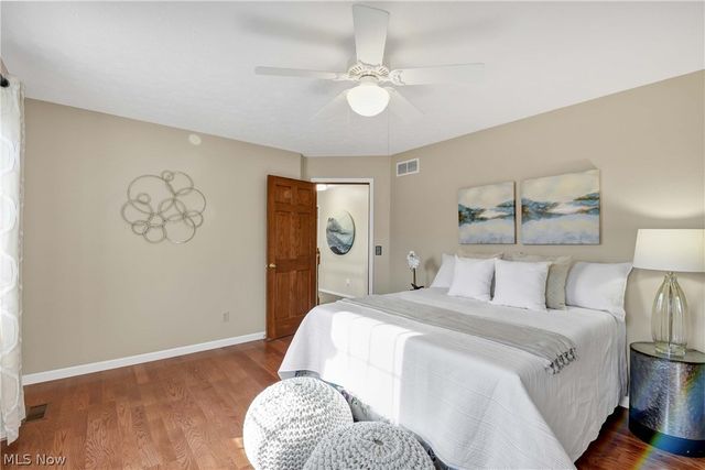 19726 Summer Place Drive, Strongsville, OH 44149