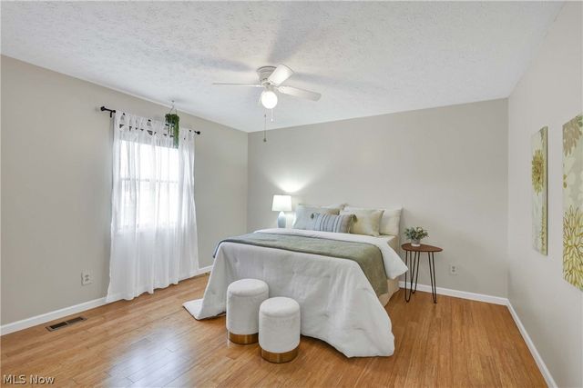 19726 Summer Place Drive, Strongsville, OH 44149