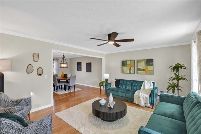 19726 Summer Place Drive, Strongsville, OH 44149