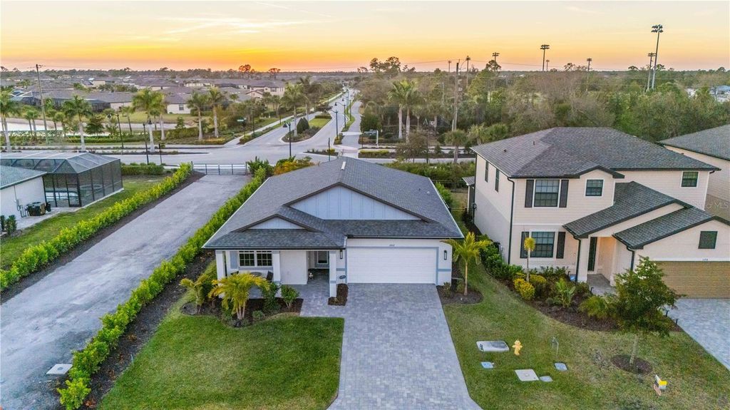 Image 2 of property listing at 1602 SUNSET PRESERVE WAY, Port Charlotte, FL 33953