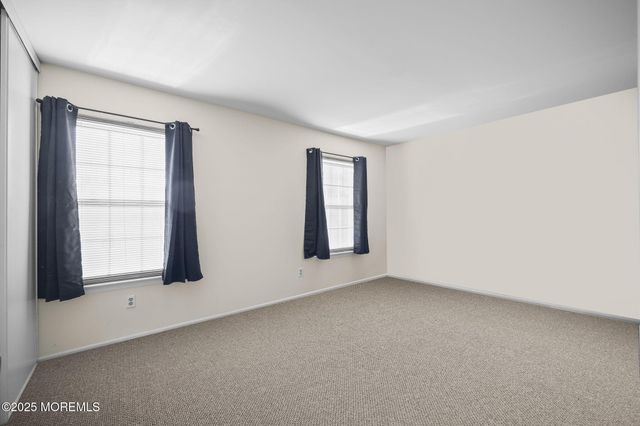 120 Joan Court, Jackson, NJ 08527