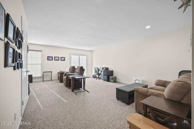 120 Joan Court, Jackson, NJ 08527