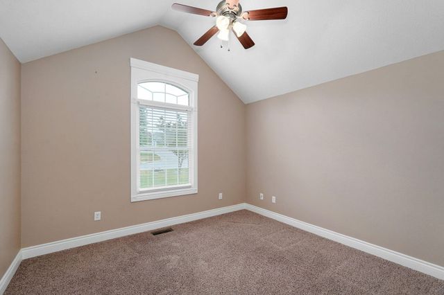 4566 East Kentbrook Drive, Springfield, MO 65802