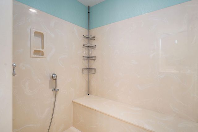 4566 East Kentbrook Drive, Springfield, MO 65802