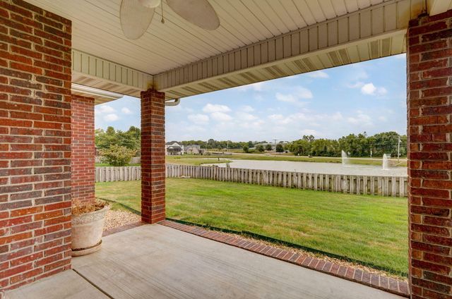 4566 East Kentbrook Drive, Springfield, MO 65802