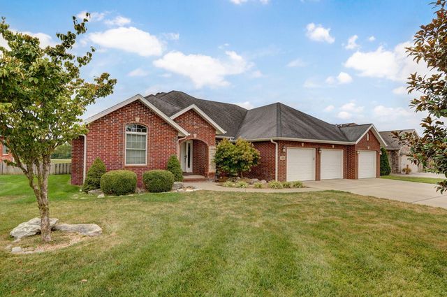 4566 East Kentbrook Drive, Springfield, MO 65802