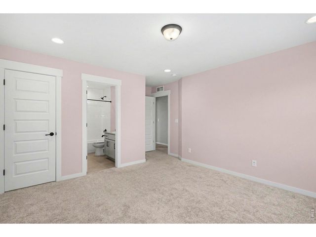 2124 Glean Ct, Windsor, CO 80550