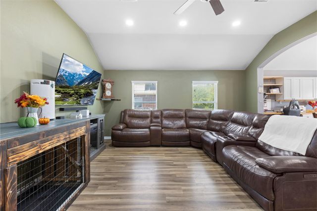13184 Lake Breeze Lane, Willis, TX 77318