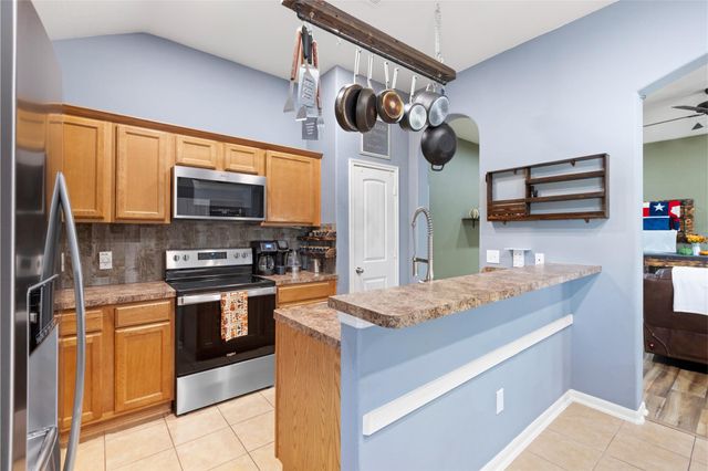 13184 Lake Breeze Lane, Willis, TX 77318