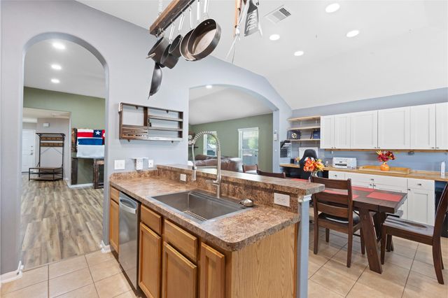13184 Lake Breeze Lane, Willis, TX 77318