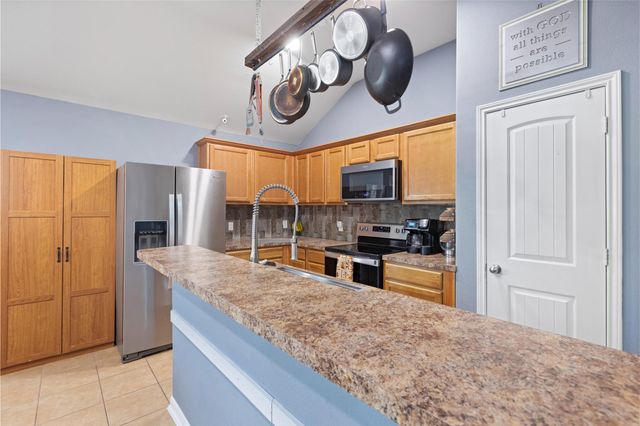 13184 Lake Breeze Lane, Willis, TX 77318