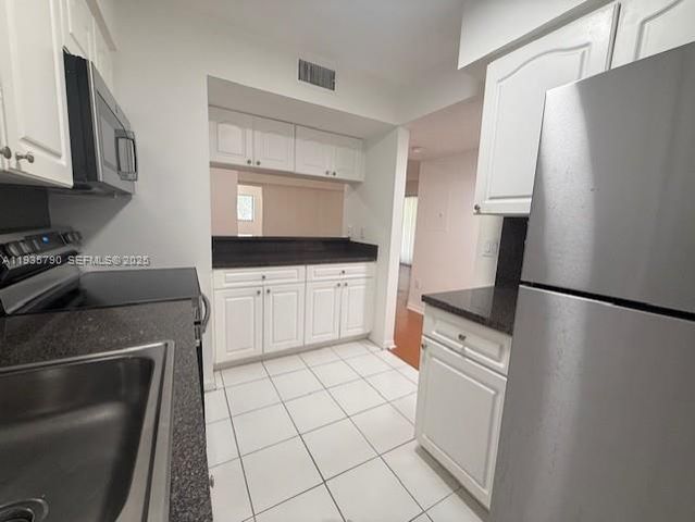 19800 SW 103rd Ct 208, Cutler Bay, FL 33157