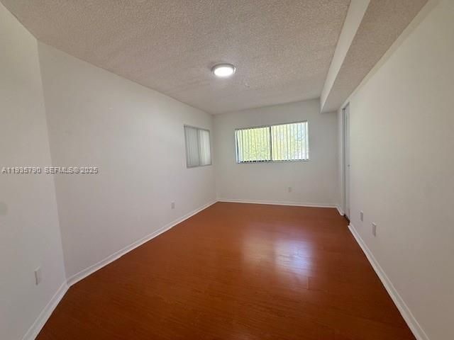 19800 SW 103rd Ct 208, Cutler Bay, FL 33157