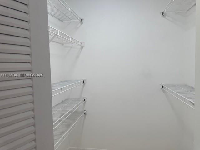 19800 SW 103rd Ct 208, Cutler Bay, FL 33157