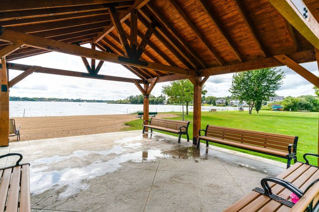 903 Madison Avenue, Wauconda, IL 60084