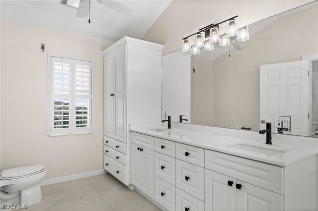 2193 Macadamia ST, St James City, FL 33956