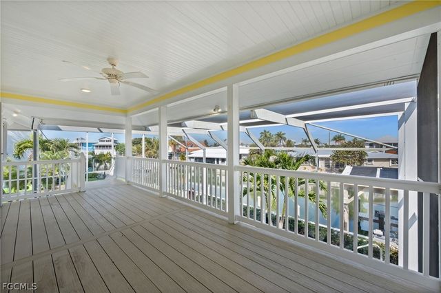 2193 Macadamia ST, St James City, FL 33956