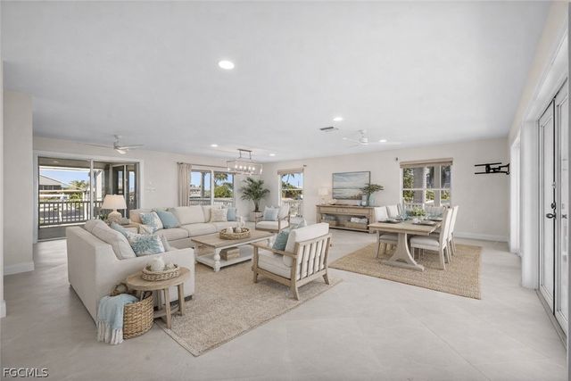 2193 Macadamia ST, St James City, FL 33956