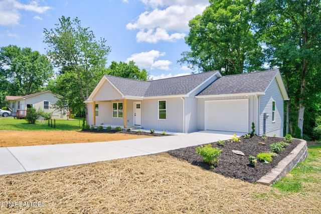 430 Rhododendron Circle, Crossville, TN 38555