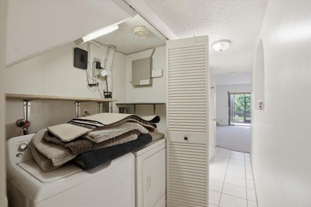 275 Jacaranda Drive, Plantation, FL 33324