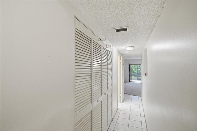 275 Jacaranda Drive, Plantation, FL 33324