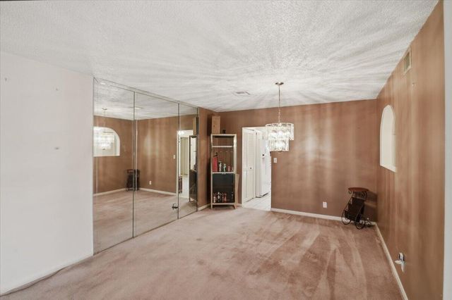 275 Jacaranda Drive, Plantation, FL 33324