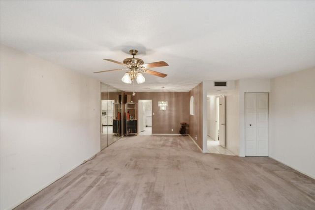 275 Jacaranda Drive, Plantation, FL 33324