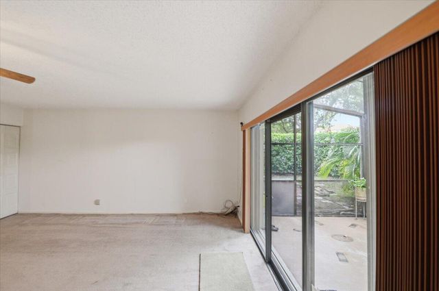 275 Jacaranda Drive, Plantation, FL 33324